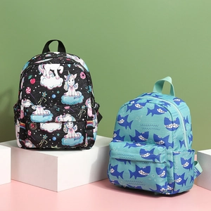 Zaini leggeri per bambini con motivi a cartoni di unicorno e squalo per bimbi e bimbe