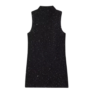 Elegantes ärmelloses schwarzes Minikleid mit Stehkragen und schimmernden Pailletten