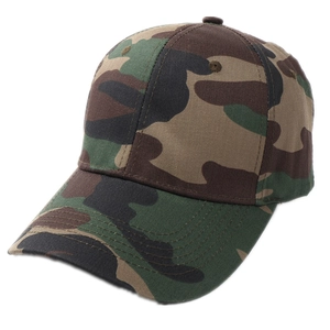 Classic jungle camouflage cotton baseball cap with curved brim and six-panel structure