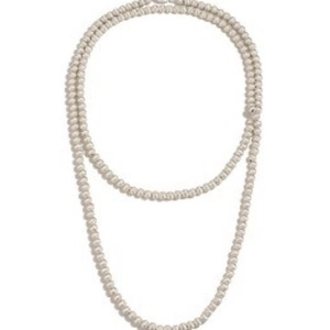 Collier français vintage à plusieurs rangs en argent avec perles brossées et sphères en métal