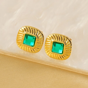 Vintage gold-tone square earrings with emerald green zircon and radial texture