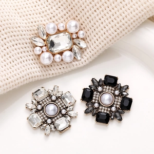 Quadratisches Perlen- und Strass-Accessoire im Vintage-Stil für DIY-Schmuck und Handyhüllen