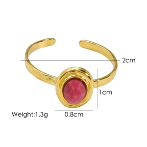 Detailed size and weight specs for the 18k gold plated ring with pink gemstone