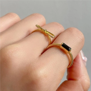 925 Sterling Silver Ring Black Cubic Zirconia Rectangular Stone Twist Rope Design Open Adjustable Jewelry Women