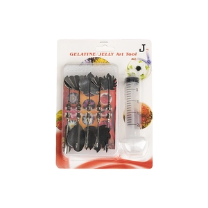 Detail of 3D Jelly Art tool set with graduated syringe and petal-shaped metal tips
