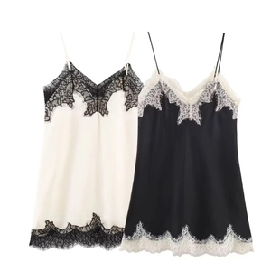 Satin Cami Tank Top Women V Neck Contrast Eyelash Lace Trim Sleeveless Camisole Elegant Streetwear Sexy Satin Texture