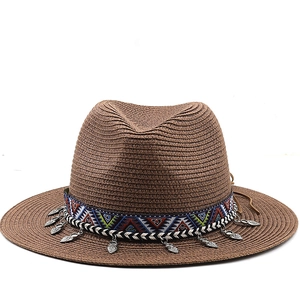 Chapeau Fedora Paille Femmes Papier Protection Solaire Vacances Plage Ruban Ethnique Pendentifs Métal Style Bohème