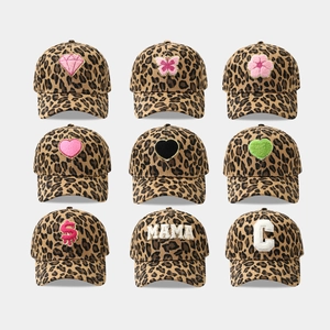 Leopard Print Baseball Cap Women Cotton Canvas Adjustable Sun Hat With Retro Chenille Patch Embroidery Streetwear