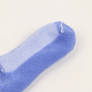 Thick terry slouch socks for men and women in sky blue knit, warm winter accessories