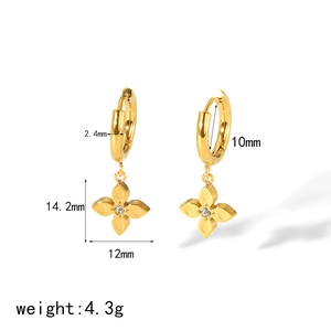 Gold clover earrings in stainless steel with zircon inlay and detailed size specifications