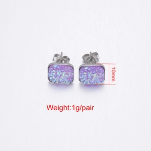 Square stainless steel stud earrings with purple crystal clusters measuring 10mm height