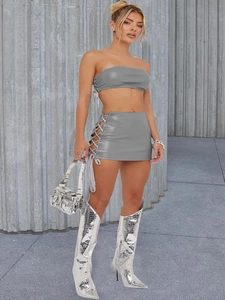 Sexy Damen Grau PU Leder Top Und Bottom Set Bandeau Crop Top Und Seite Schnürung Minirock Zweiteiler Clubwear Outfit
