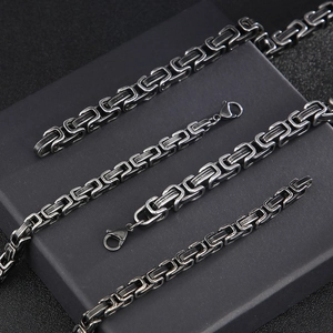 Men's retro black Byzantine chain necklace in stainless steel with lobster clasp