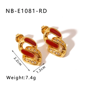 Detail view of gold chain earrings with red enamel and zircon including dimensions and weight