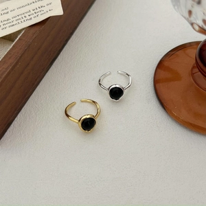 Minimalist S925 sterling silver open ring with black onyx stone in gold and silver