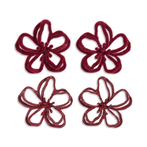 Boucles d'oreilles fleurs évidées rouges foncées floquées et brillantes de style vintage