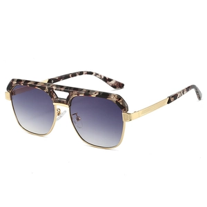 Lunettes aviateur vintage à double pont avec monture écaille et verres dégradés violets