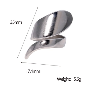 Detailed size specifications for the silver spiral adjustable ring showing height and width