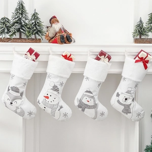 Calza Di Natale Grande Ricamata Animale Cartone Animato Peluche Bianco Pelliccia Sintetica Decorazione Sospesa Sacco Caramelle
