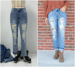 Détails du jean bleu clair délavé avec genou déchiré et ourlet replié pour femme moderne