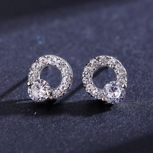 S925 sterling silver round stud earrings featuring a sparkling halo zircon design