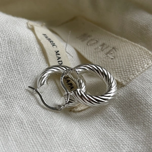 925 Sterling Silver Twisted Rope Hoop Earrings Minimalist Spiral Design Elegant Jewelry For Women Fashion Accessory