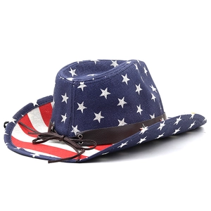 Stroh-Cowboyhut mit US-Flaggenmuster, Sternen und Streifen sowie Lederband-Dekor