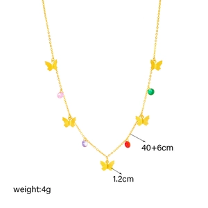 Goldene Schmetterlingskette mit bunten Anhängern, 40+6cm Kettenlänge, Gewicht 4g