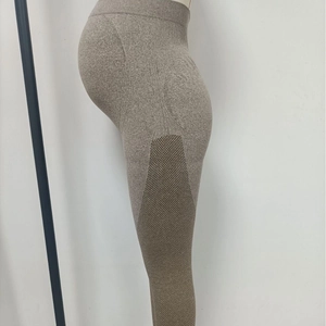 Seamless high-waisted maternity yoga leggings in brown gray with honeycomb texture