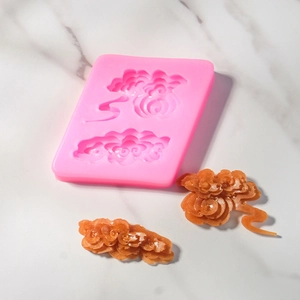 Rosa Silikonform mit traditionellen chinesischen Wolken für Fondant- und Harzkunstwerke