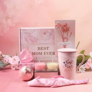 Set regalo spa rosa con tazza marmorizzata Best Mom Ever, candele e maschera di seta