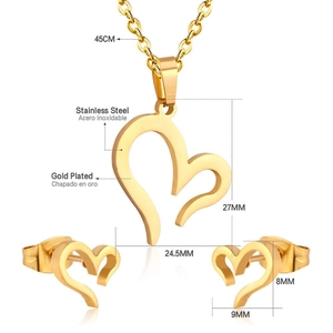 Detailed dimensions for gold-plated heart necklace and earrings set in stainless steel