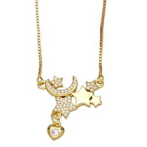 Collana dorata con ciondolo a stella luna e cuore decorata con pietre di zircone