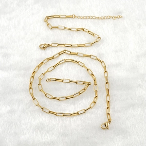 Classic 18K gold plated stainless steel paperclip chain necklace with lobster clasp