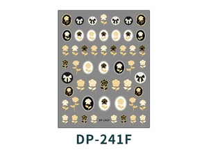 Detailansicht der DP-241F Nagelaufkleber mit eleganten schwarzen, weißen und goldenen Rosen