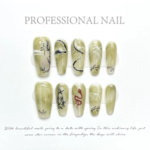 Ongles À Presser Forme Cercueil Marbre Encre Vert Feuille De Bambou Relief Serpent Rouge Style Chinois Rétro Faux Ongles