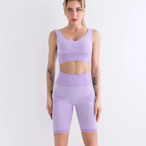 Ensemble de yoga sans couture lavande avec brassière col U et short taille haute