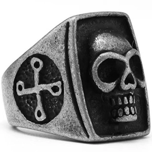 Vintage Stainless Steel Skull Ring Men Biker Punk Gothic Cross Embossed Distressed Hip Hop Band Retro Jewelry Accessory