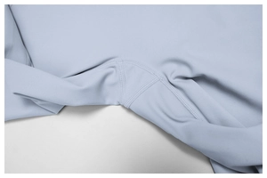 Detail of high-elasticity yoga leggings with professional four-needle six-thread stitching