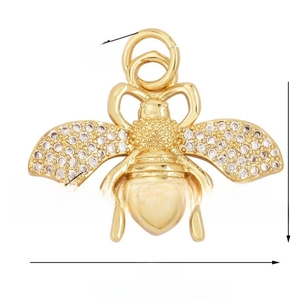 Detailed size specifications for gold bee jewelry charm with white zircon butterfly wings