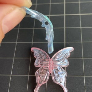 Pink resin butterfly and blue acrylic pendant parts for creative mobile phone chains