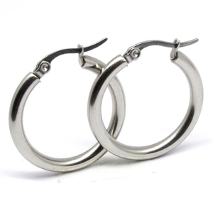 Classic silver 316 stainless steel hoop earrings with high-polished finish for women