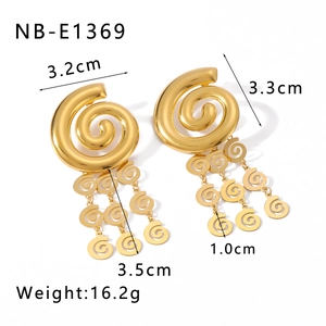 Detailed view of golden spiral earrings with dimensions and weight specifications