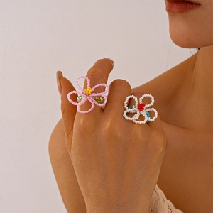 Handmade Flower Beaded Ring Sweet Fresh Glass Crystal Bead Handwoven Statement Ring For Women Girls Summer Jewelry