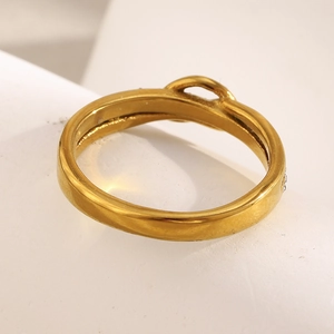 Minimalist 18K gold plated stainless steel heart line ring with hollow design