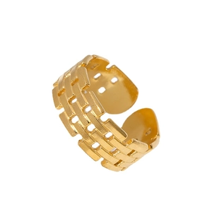 Vintage golden hollow woven pattern stainless steel open ring with adjustable band