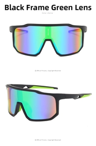Vue de face et de profil de lunettes de sport noires avec verres miroirs verts de cyclisme