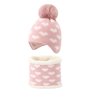 Ensemble bonnet et écharpe en tricot rose pour bébé avec motif cœur et polaire