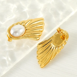 Golden fan-shaped titanium steel earrings with white pearls and 18K gold finish