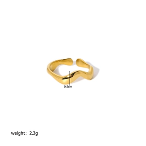 Minimalist wave fluid open ring in 18K gold plated stainless steel, 0.5cm width and 2.3g